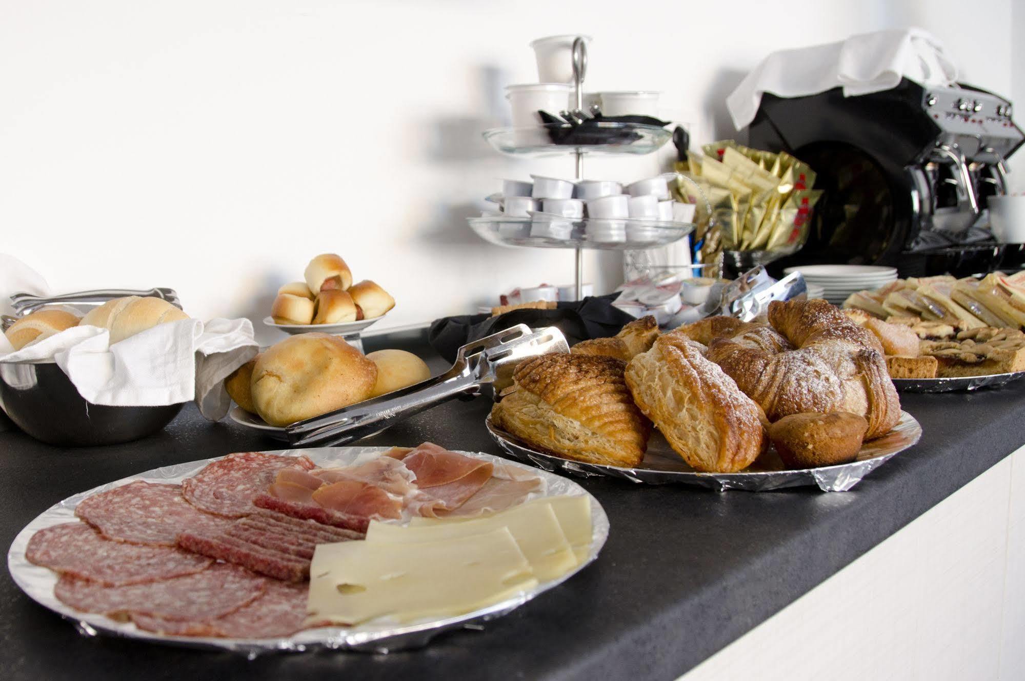 Bed and Breakfast Il Corso Porto Cesareo Zewnętrze zdjęcie